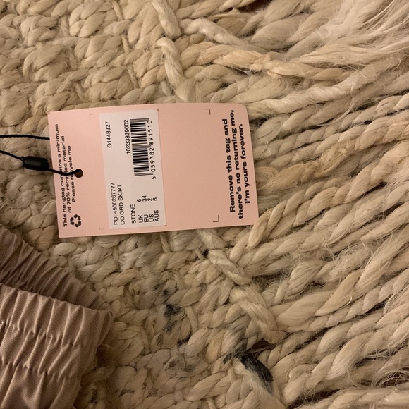 NWT khaki fold over skort - Picture 4 of 4